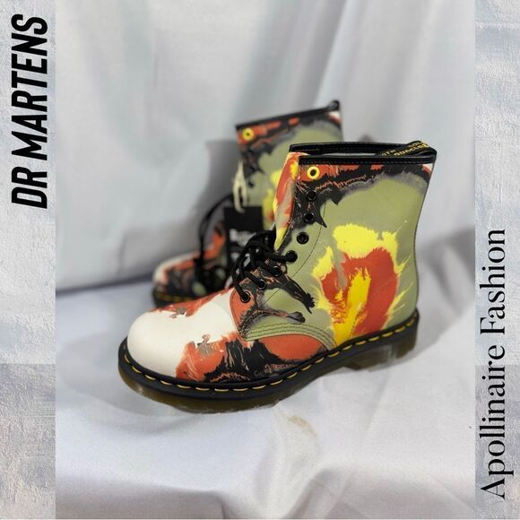 DR MARTENS TATE VOLCANIC FLARE LACE UP BOOTS IN 9 Ladies NWT - Picture 3 of 11